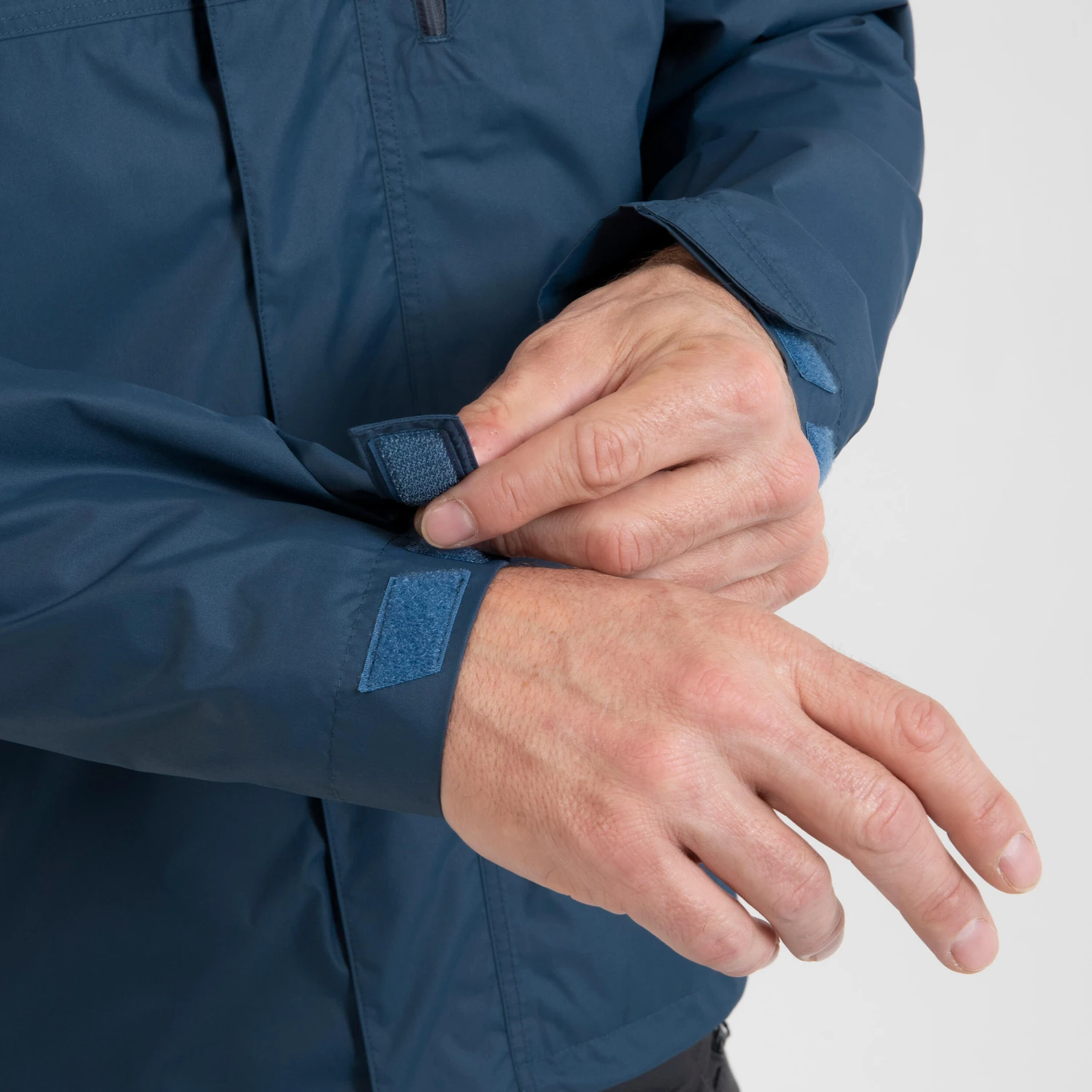 Quechua Men’s Waterproof Hiking Jacket NH500 Imper - Image 4