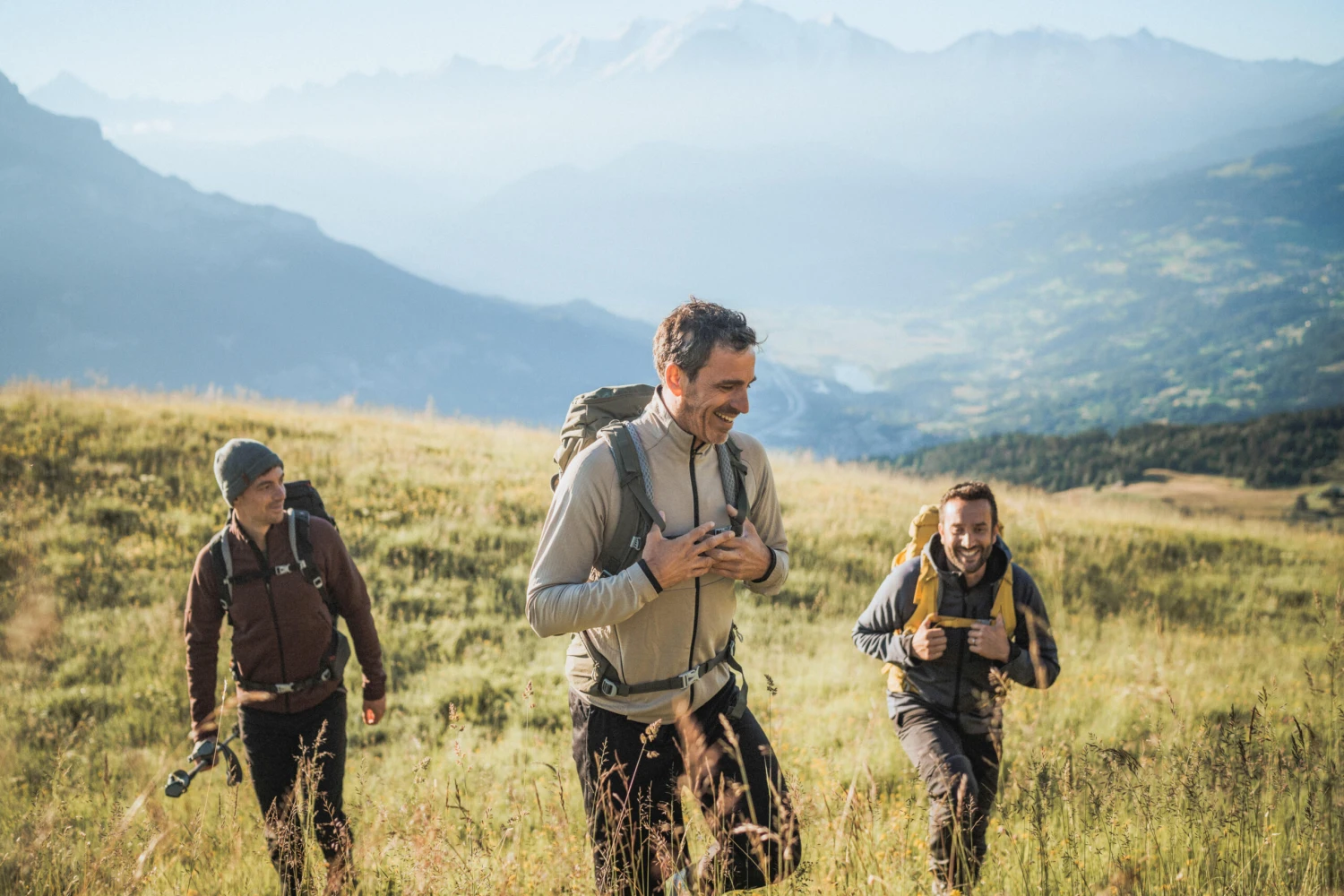 Quechua Men’s Hiking Thin Fleece Jacket - Image 9