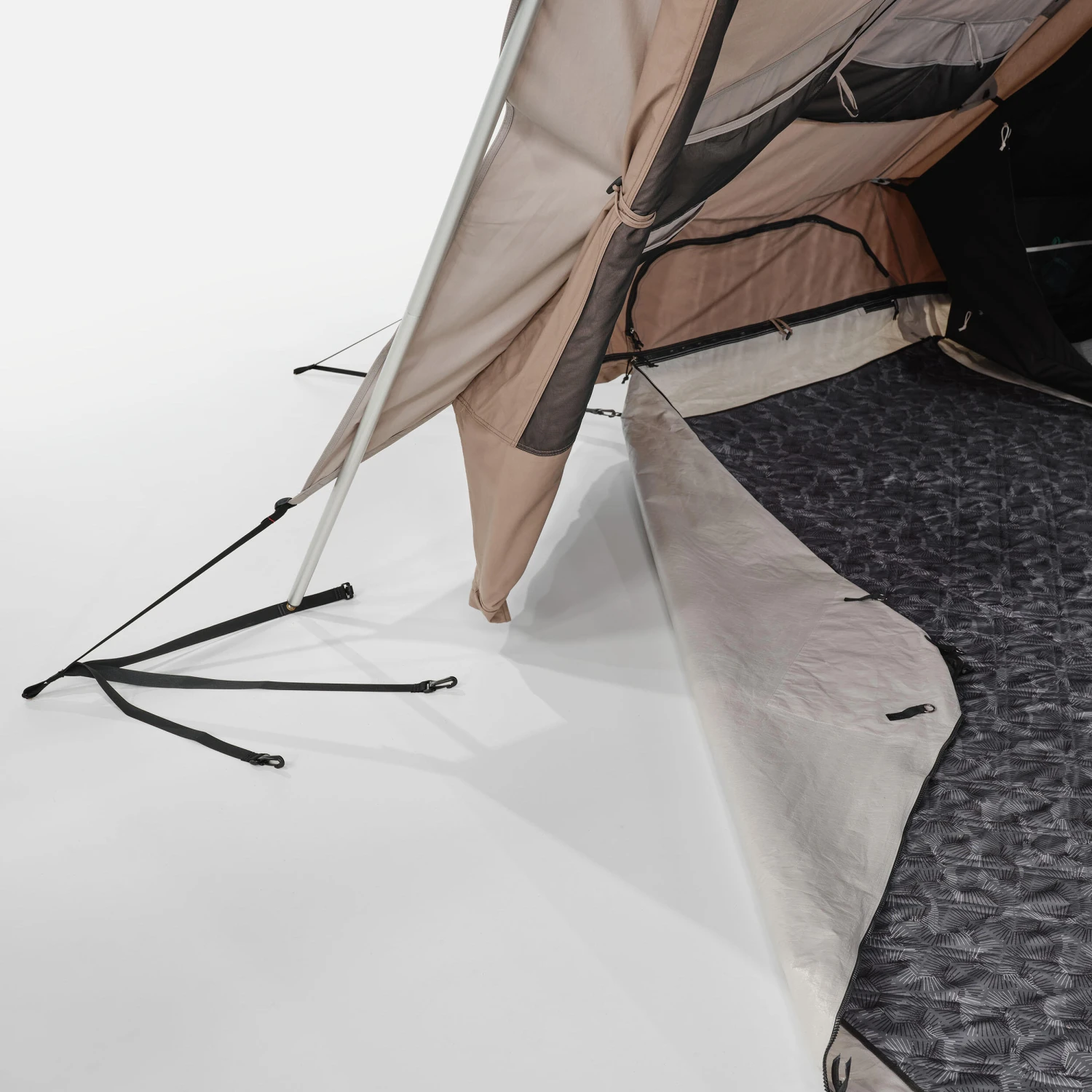 Quechua 5 Man Teepee Tent - Image 15
