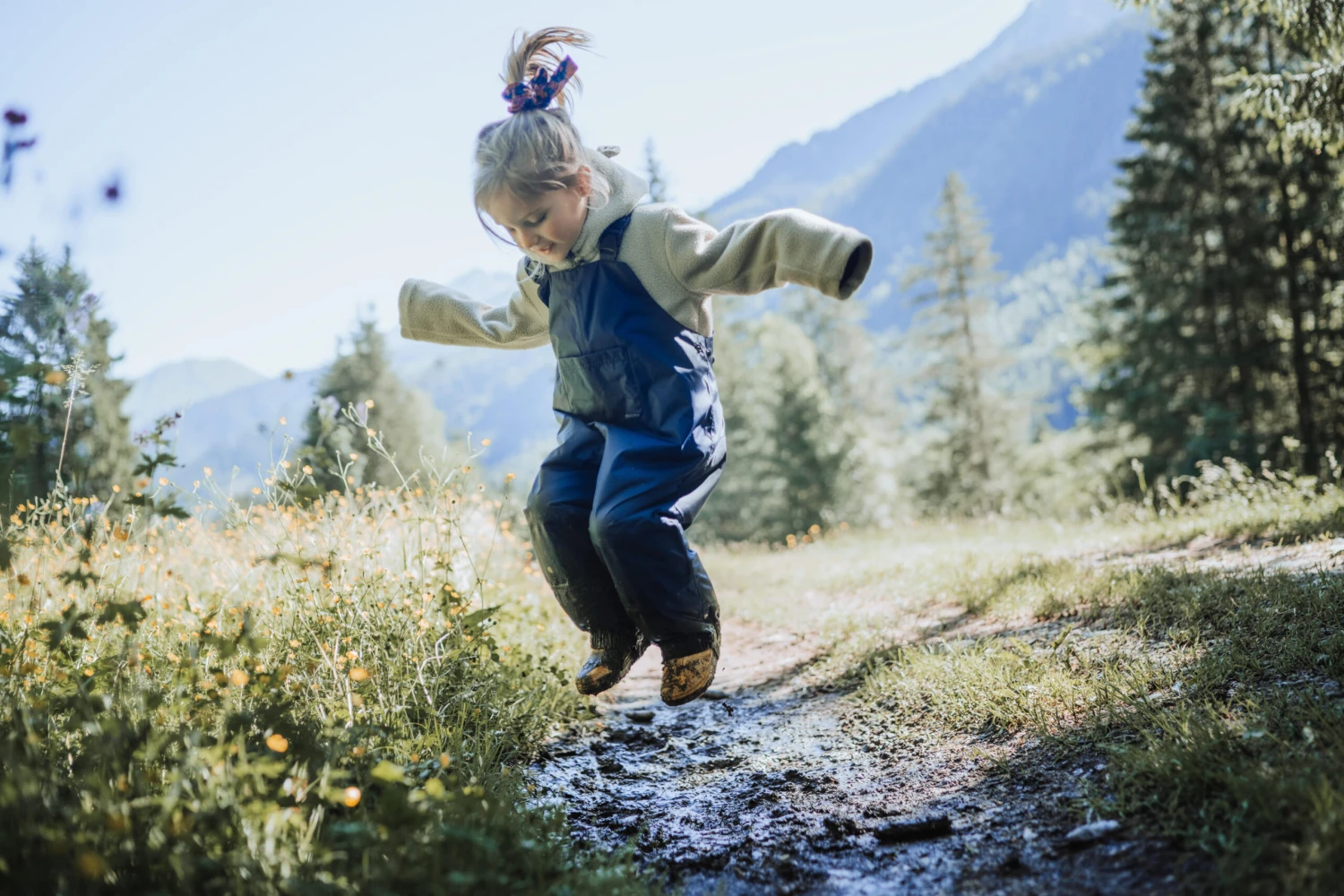 Quechua Kids’ Waterproof Hiking Salopettes - Aged 2-6 - Image 5