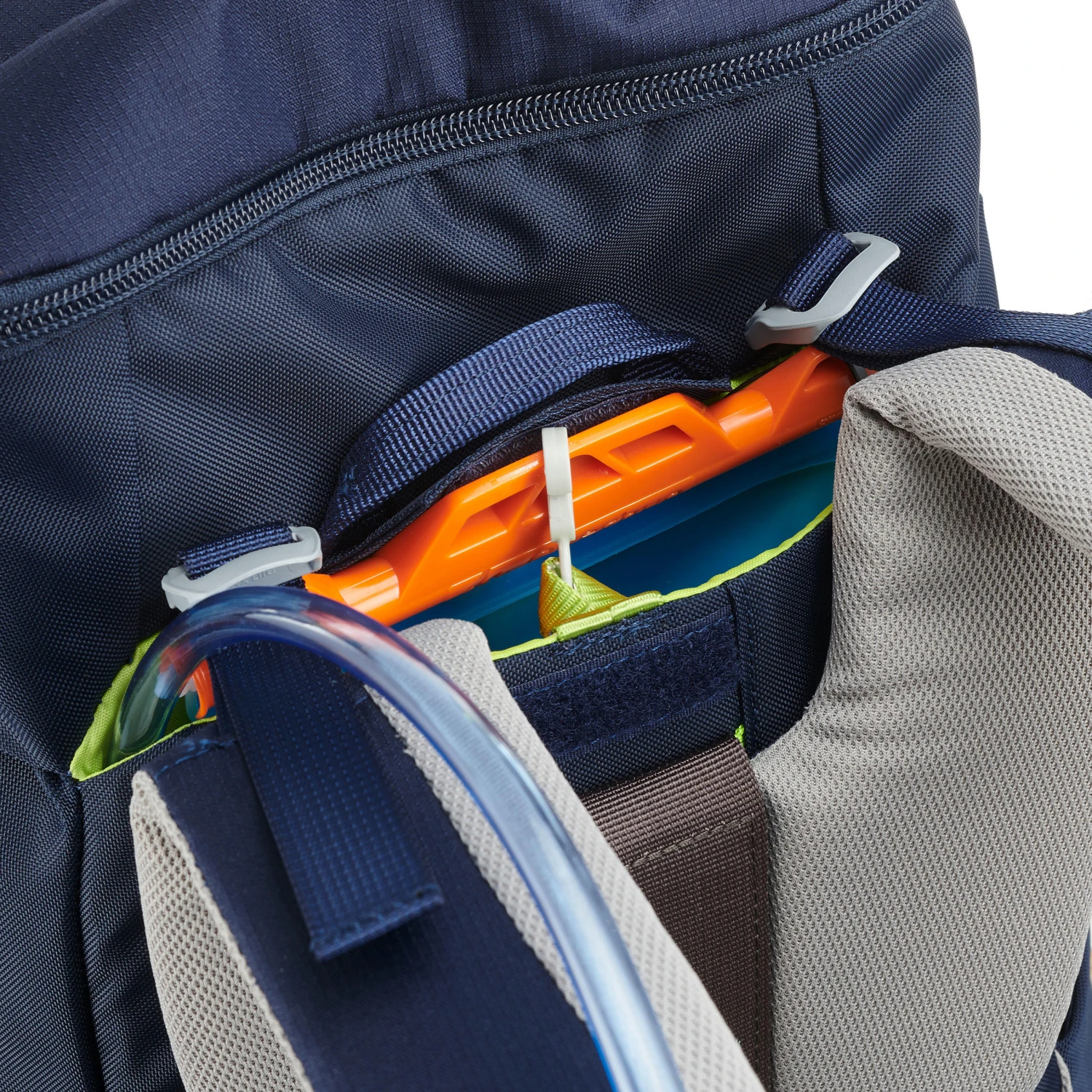 Quechua Children's Hiking 28 L Backpack MH500 - Image 13