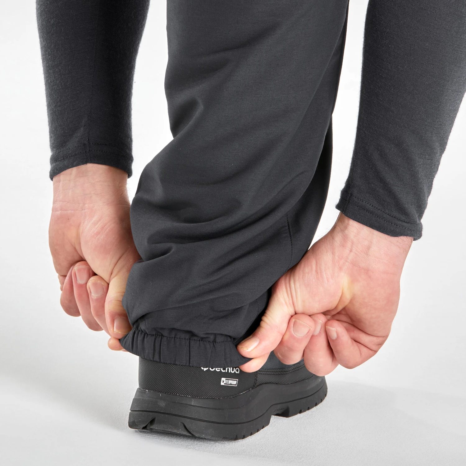 Quechua Men's Warm Water-Repellent Hiking Trousers - SH100 ULTRA - Image 8