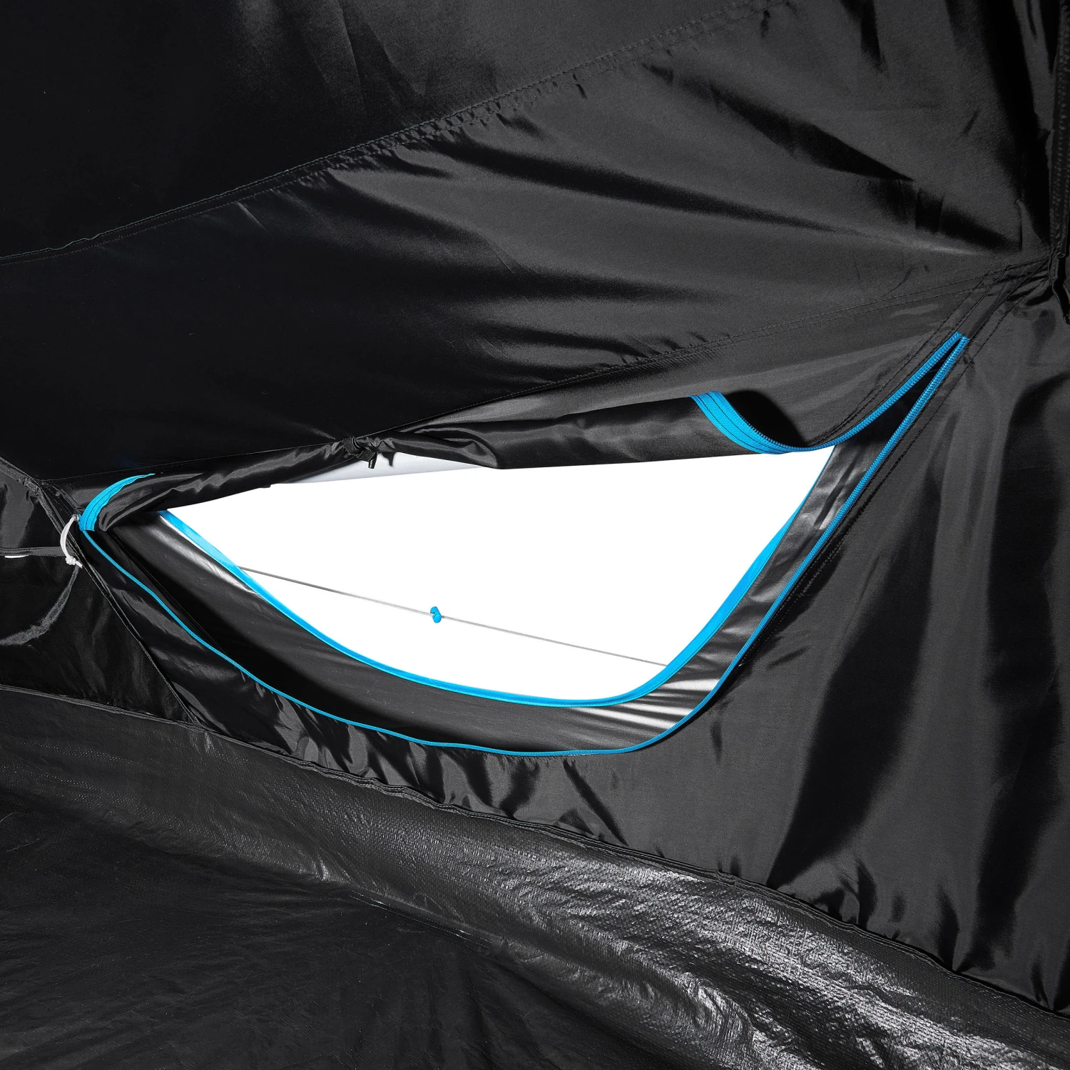 Quechua 3 Man Pop-Up Blackout Tent - Image 15