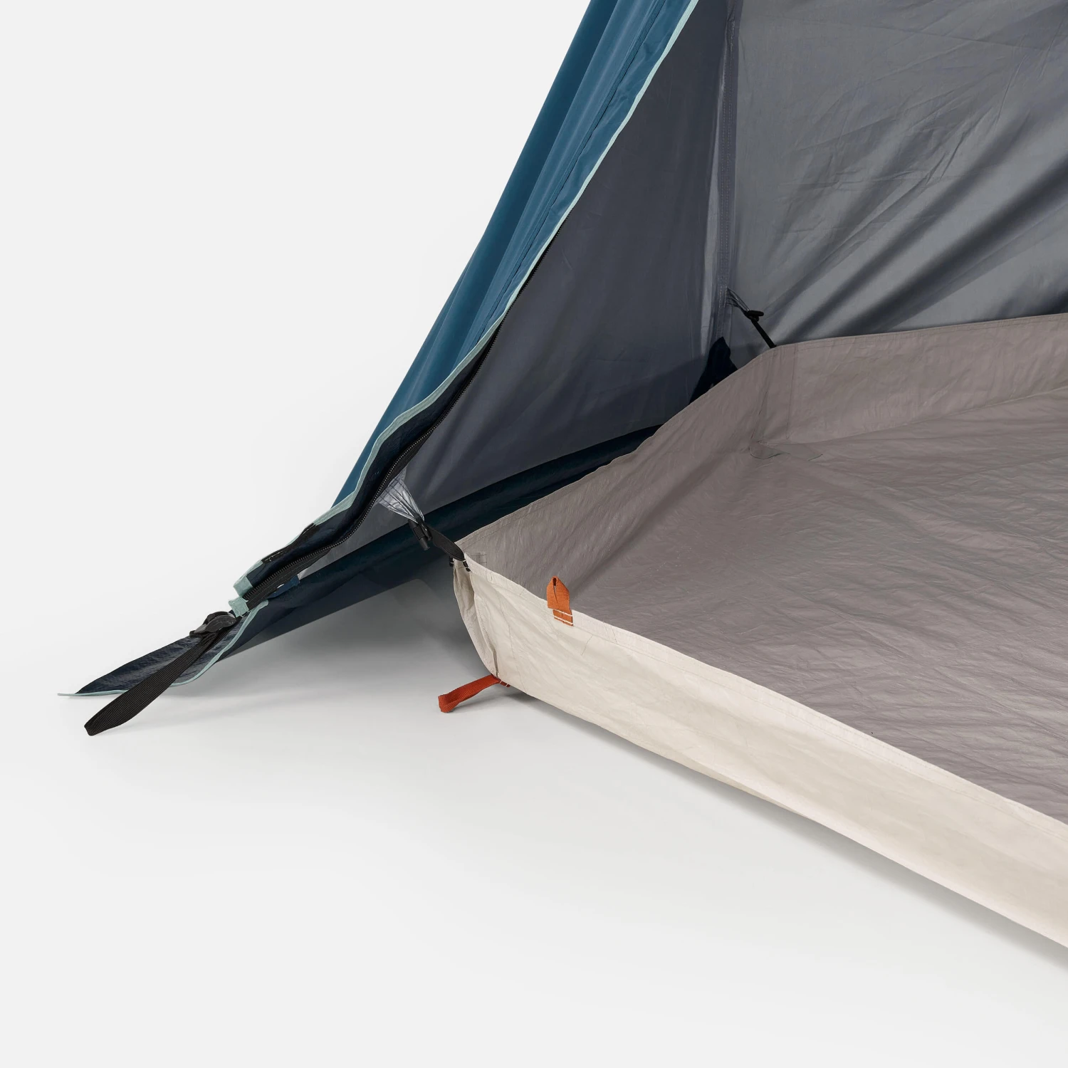 Quechua 4 Man Blackout Tent With Poles - Image 16