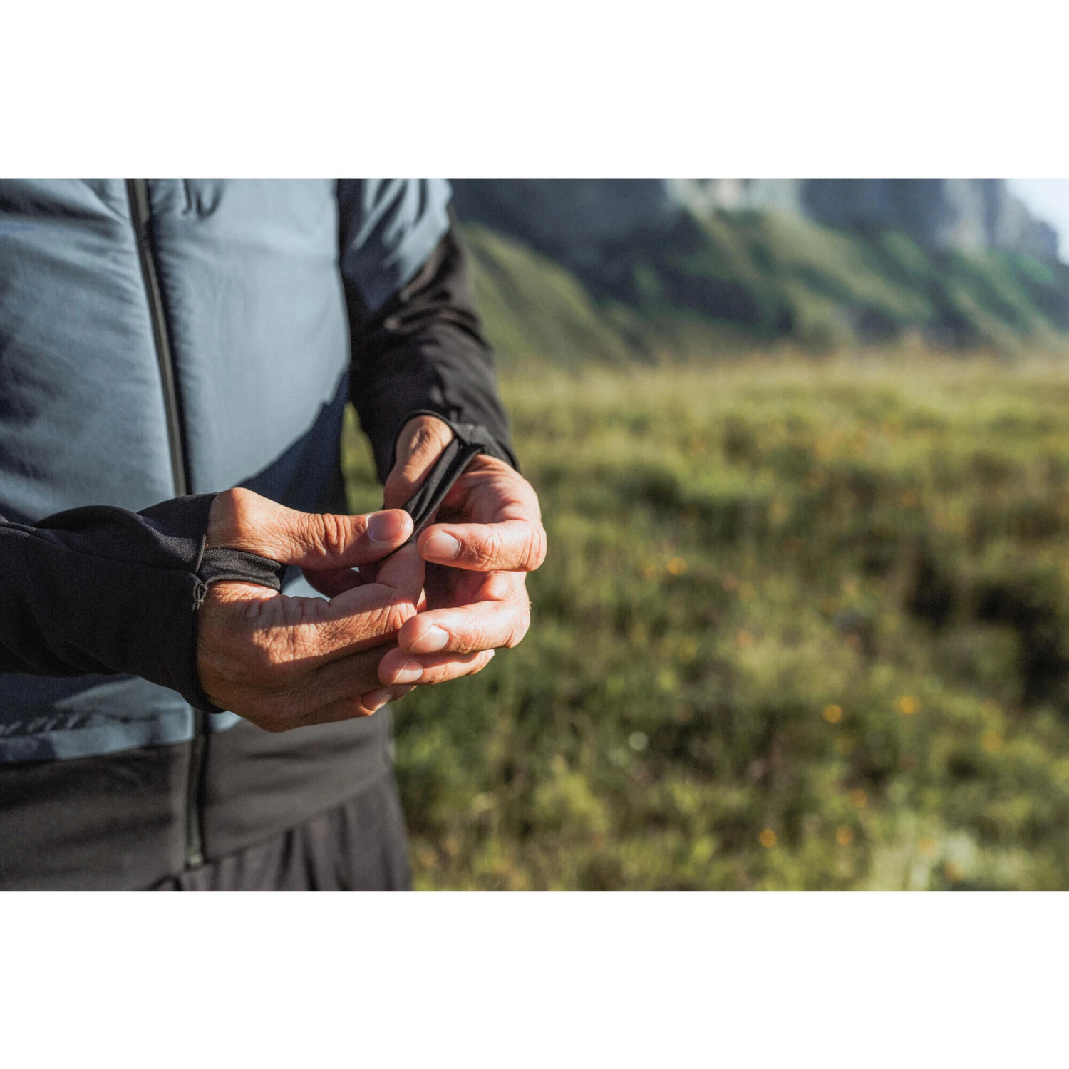 Quechua Men’s Hiking Hybrid Hooded Fleece Jacket - Image 5